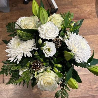 White Christmas Bouquet